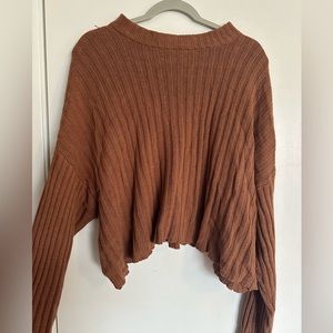American Eagle Cropped sweater
